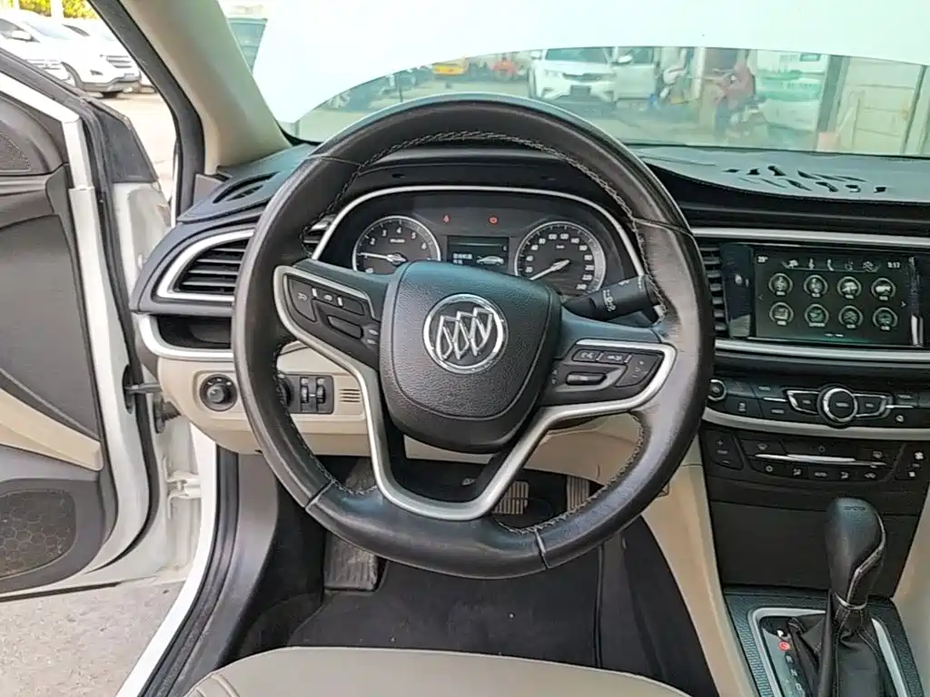 Buick Excelle GT 2019 — фото 11