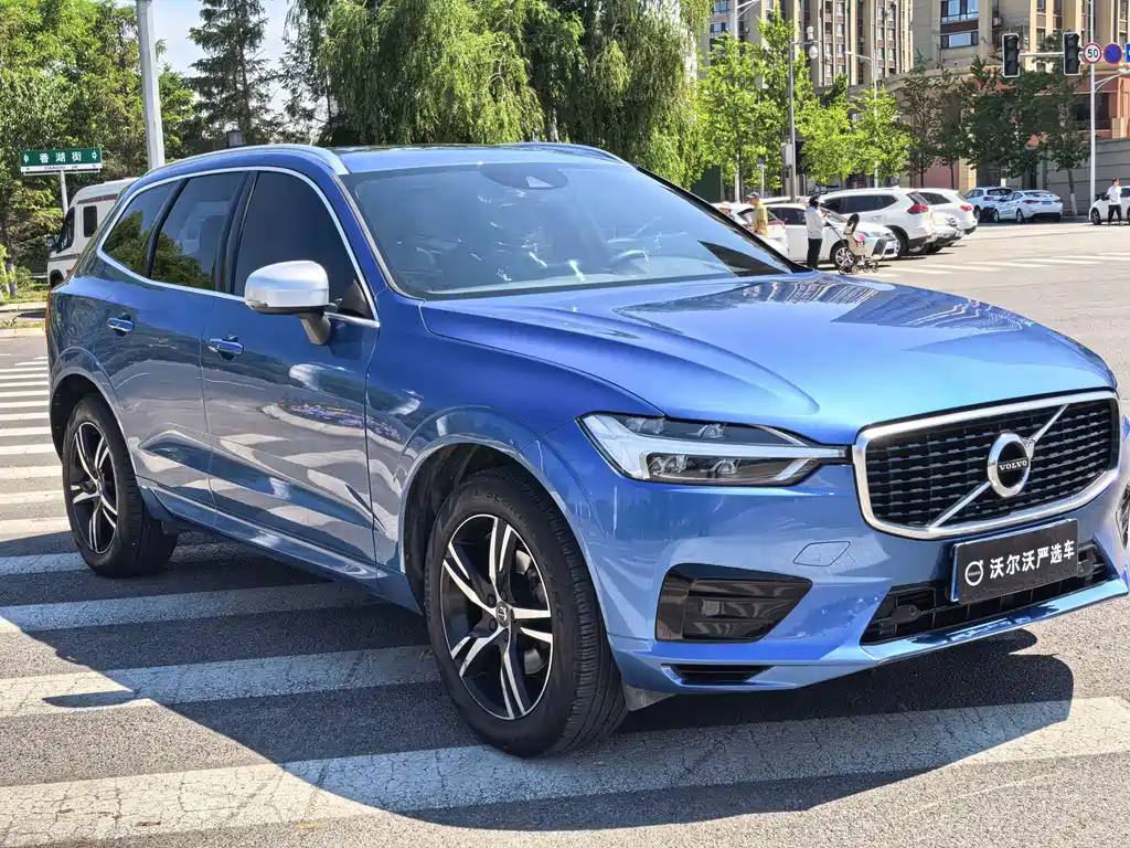 Volvo XC60 2018 — фото 3