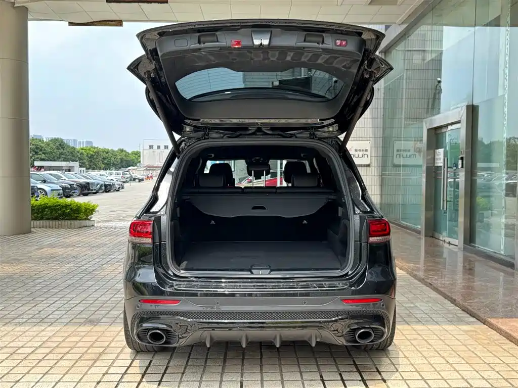 Mercedes-Benz GLB AMG 2022 — фото 18