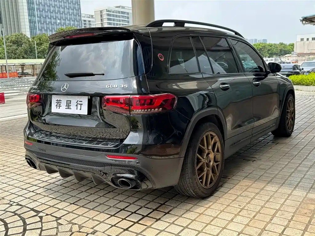 Mercedes-Benz GLB AMG 2022 — фото 20