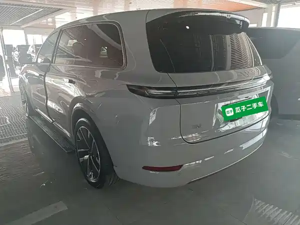 Li Auto L9 2025