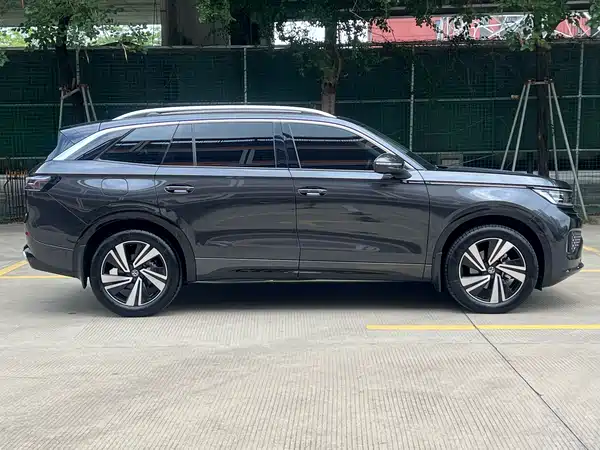Volkswagen Tavendor 2025