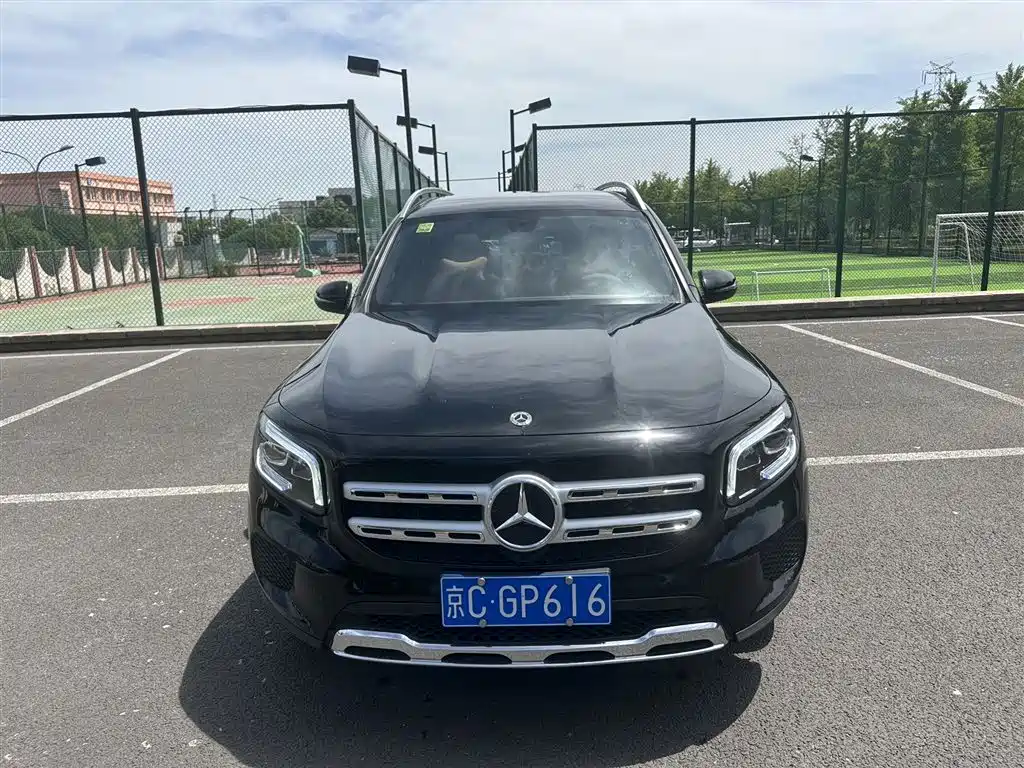Mercedes-Benz GLB 2022 — фото 2