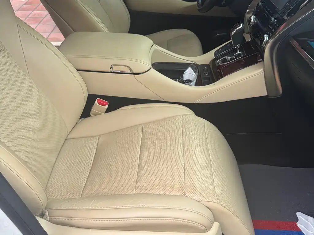 Toyota Alphard 2017 — фото 15