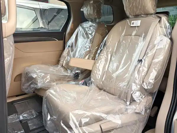 Buick GL8 2025