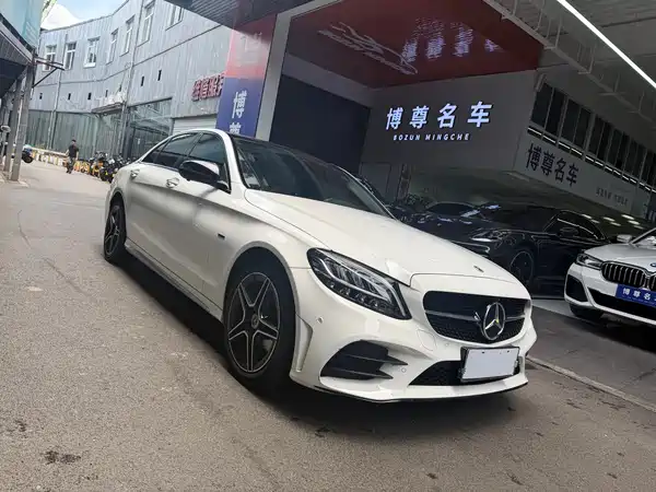 Mercedes-Benz C-Class 2021