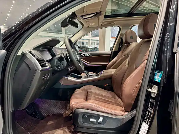 BMW X5 2021
