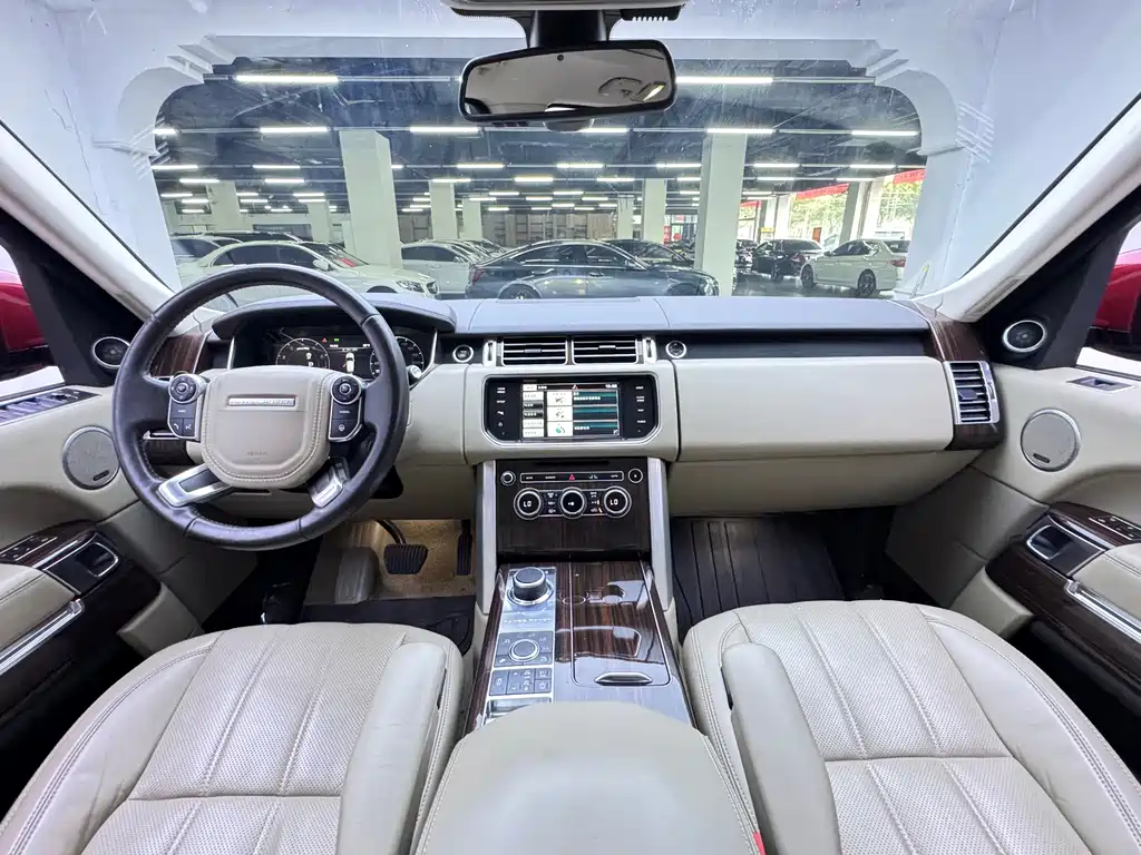 Land Rover Range Rover 2015 — фото 13