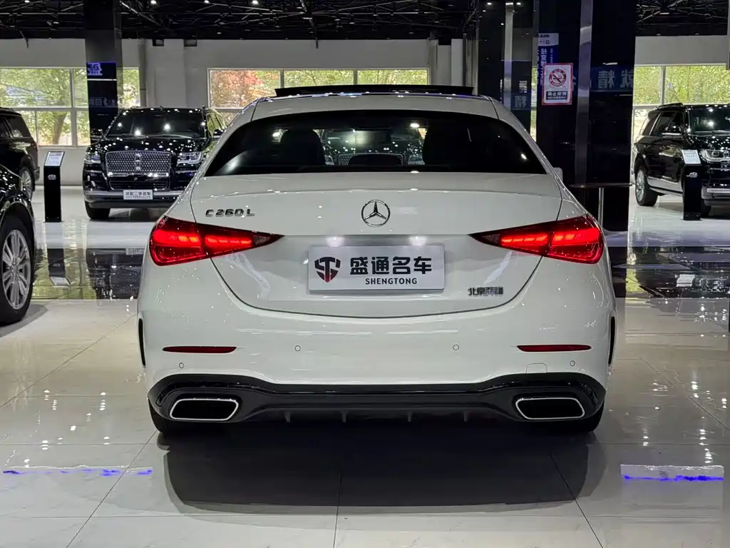 Mercedes-Benz C-Class 2022 — фото 3