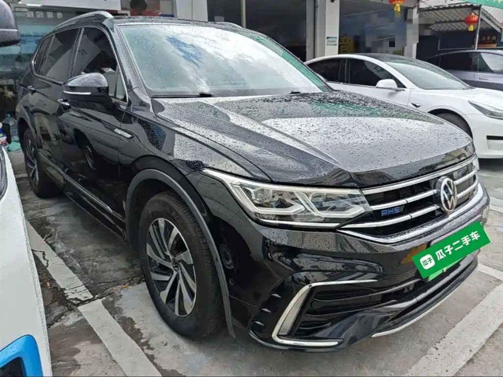 Volkswagen Tiguan L PHEV 2023 — фото 4