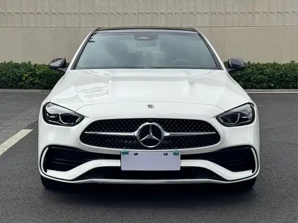 Mercedes-Benz C-Class 2024