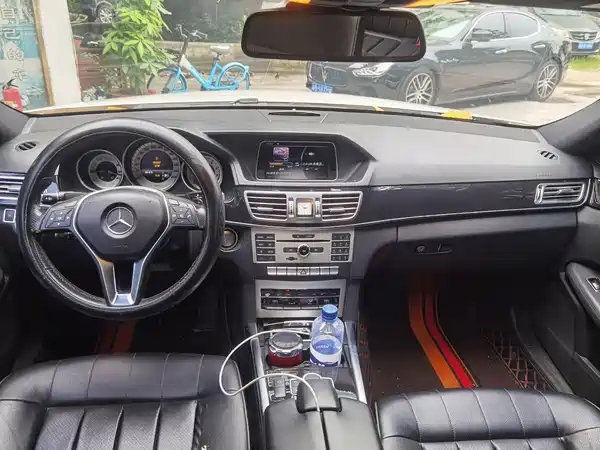Mercedes-Benz E-Class 2015