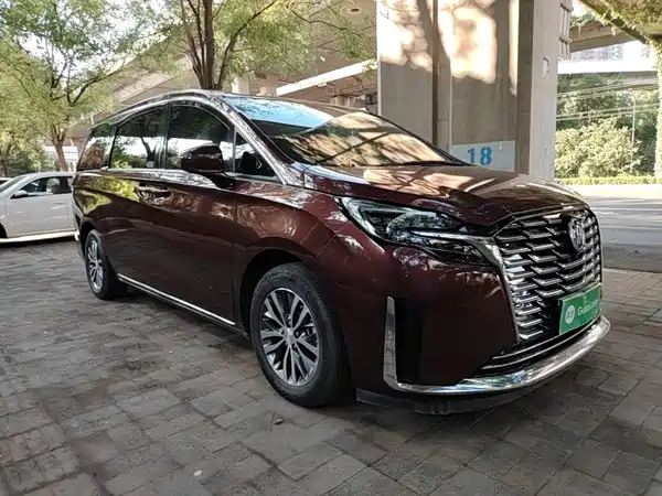 Buick GL8 2023