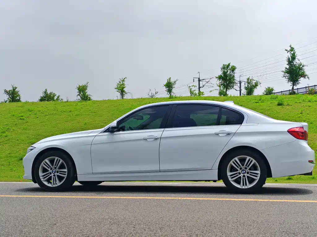 BMW 3 Series 2016