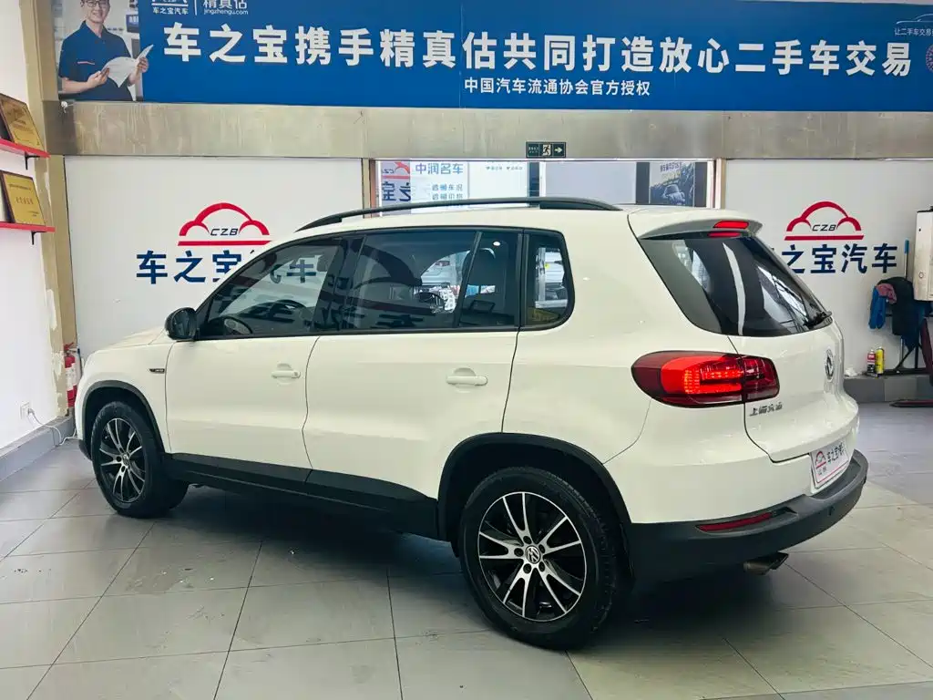 Volkswagen Tiguan 2015 — фото 7