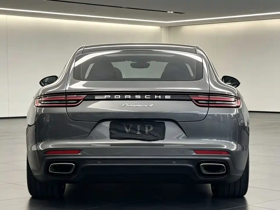 Porsche Panamera 2018 — фото 6