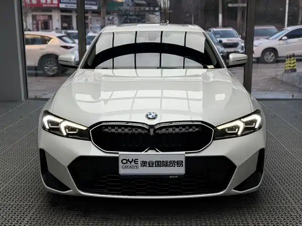 BMW 3 Series 2024