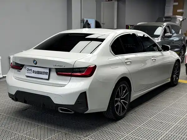 BMW 3 Series 2024