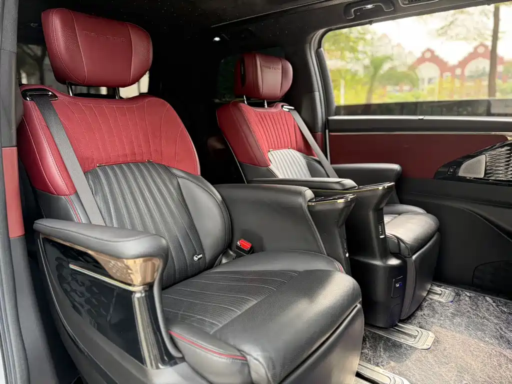 GAC Motor Trumpchi M8 2023 — фото 14