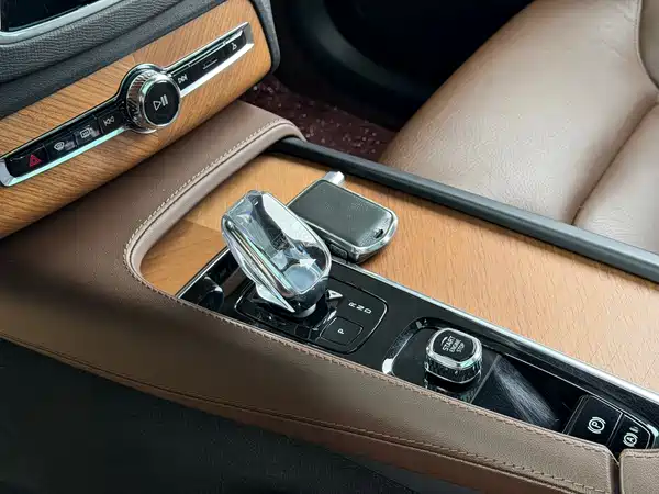 Volvo XC90 2023