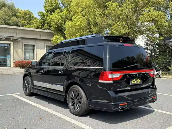 Lincoln Navigator 2018