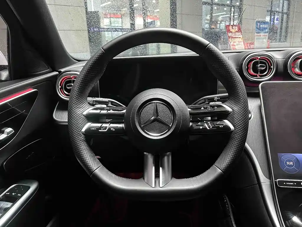 Mercedes-Benz C-Class 2023 — фото 18