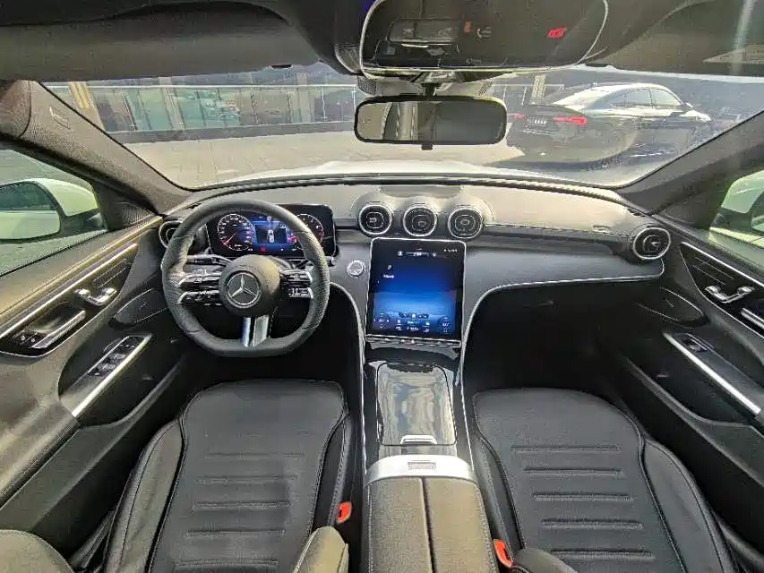 Mercedes-Benz C-Class 2022