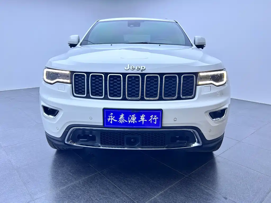 Jeep Grand Cherokee 2023 — фото 2