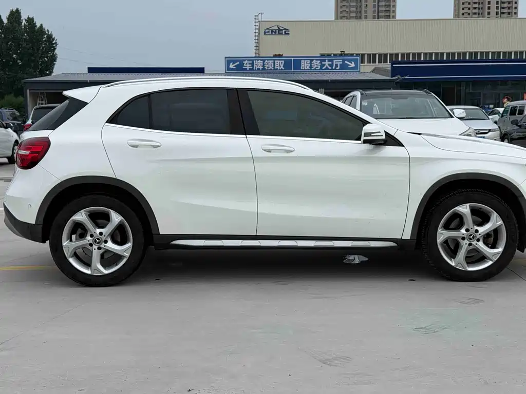 Mercedes-Benz GLA 2018 — фото 8