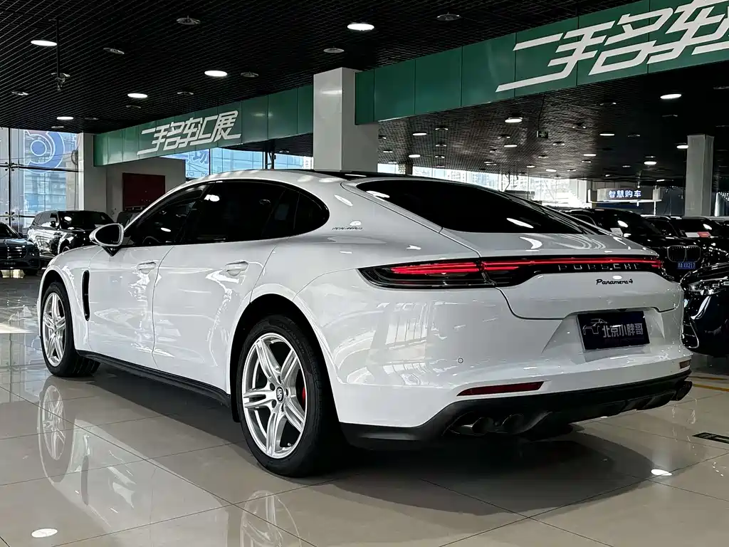 Porsche Panamera 2022 — фото 20