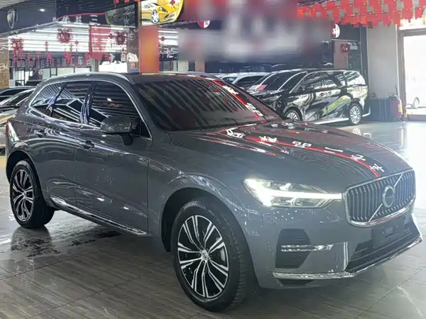 Volvo XC60 2021