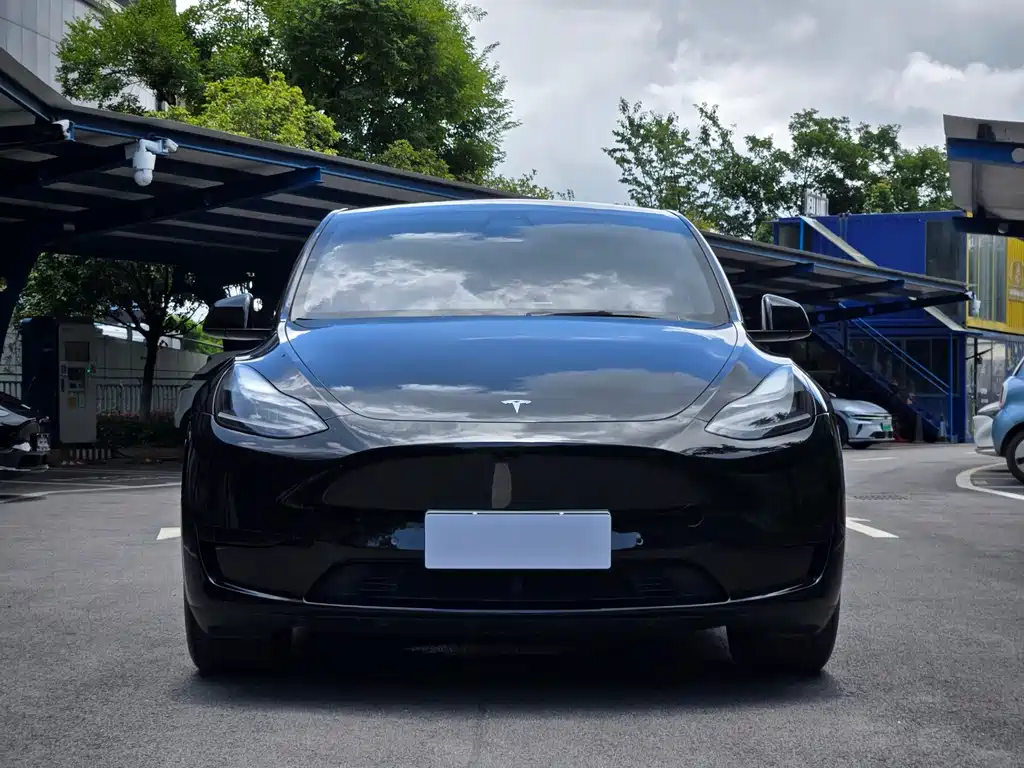 Tesla Model Y 2022 — фото 3