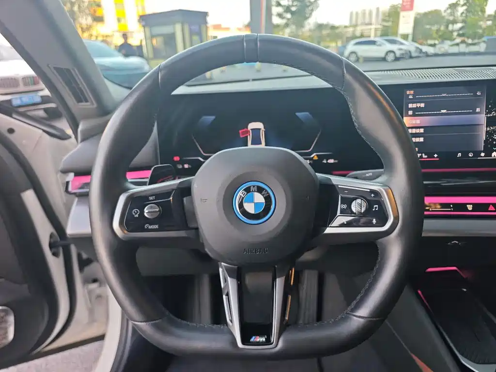 BMW i5 2024 — фото 15