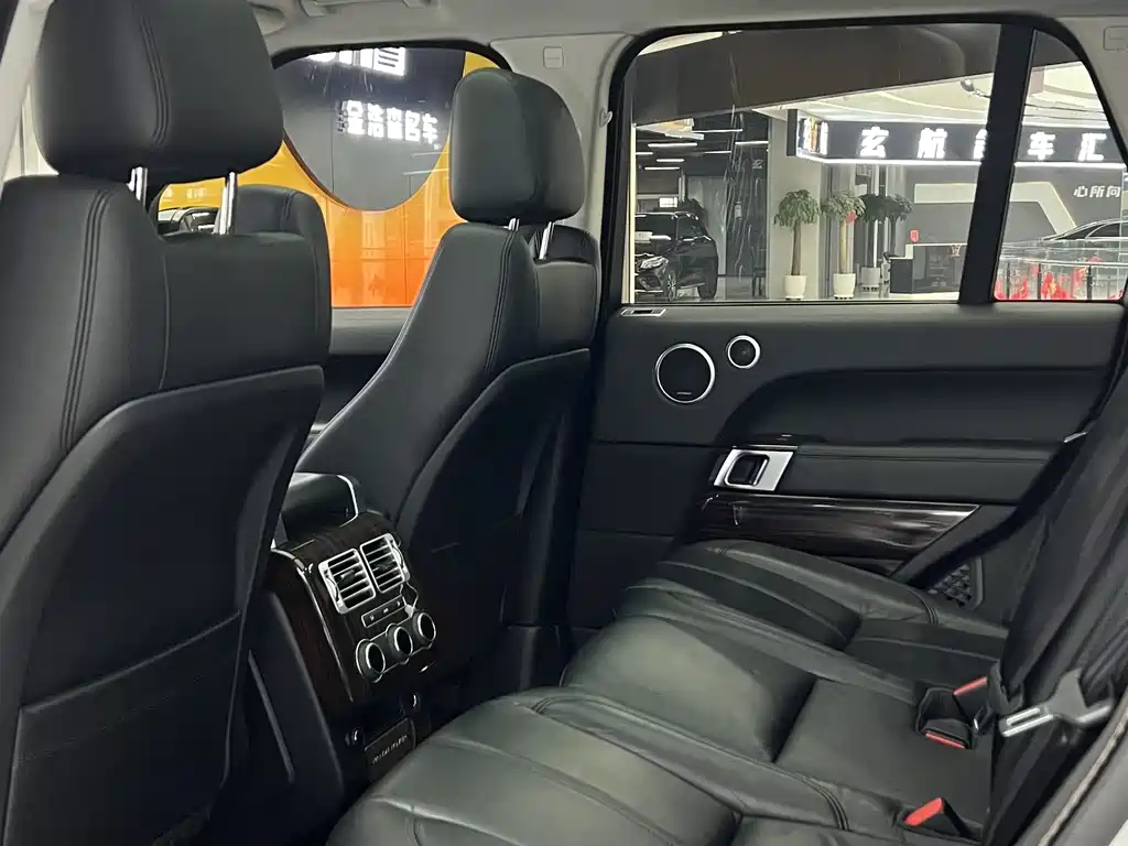 Land Rover Range Rover 2017 — фото 21