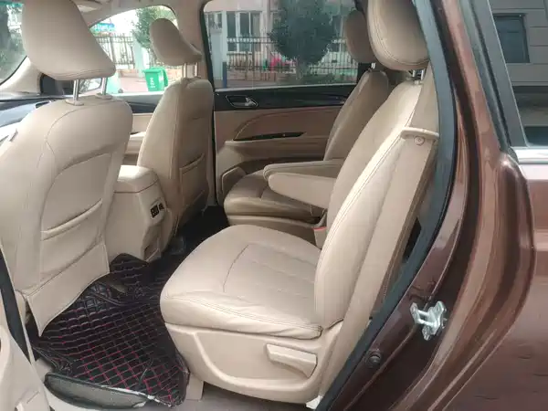 Baojun 730 2016