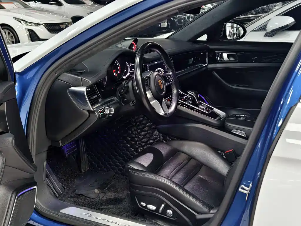 Porsche Panamera 2019