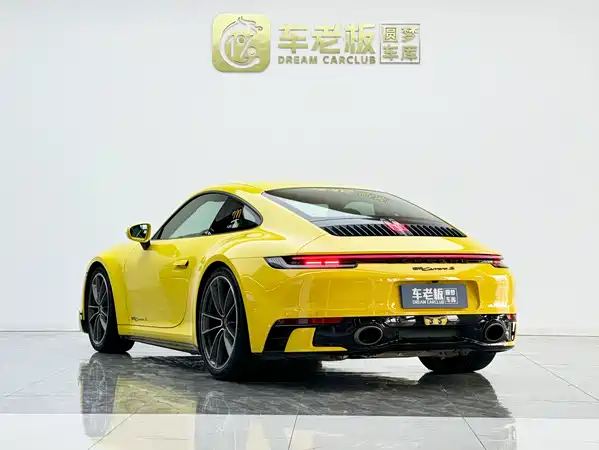 Porsche 911 2022