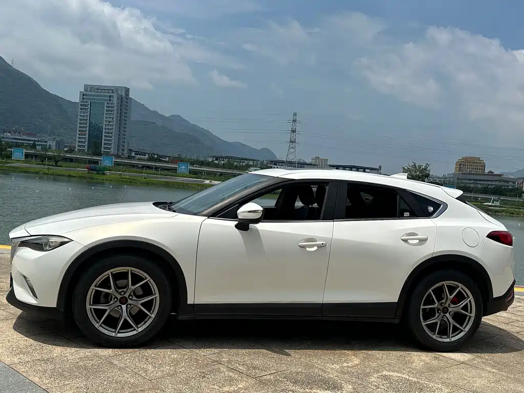 Mazda CX-4 2016