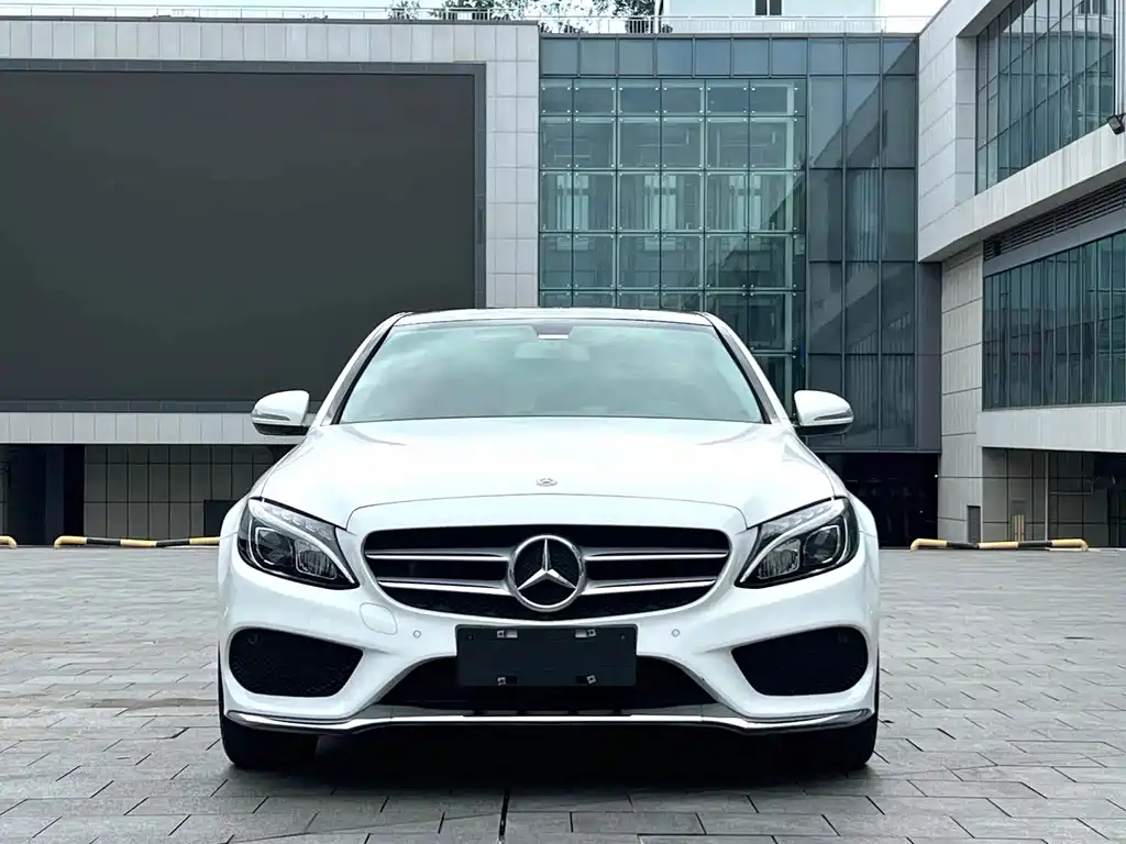 Mercedes-Benz C-Class 2018 — фото 2