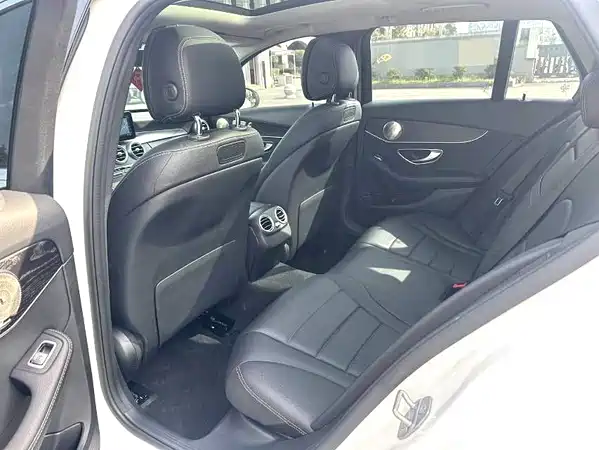 Mercedes-Benz C-Class 2020