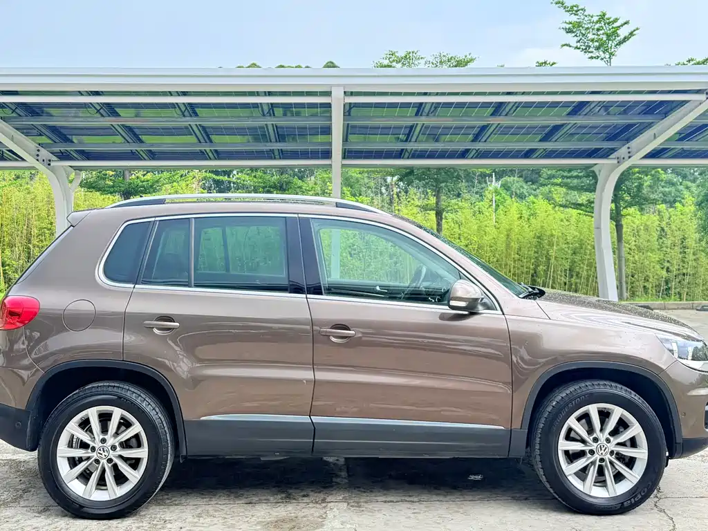 Volkswagen Tiguan 2013 — фото 4