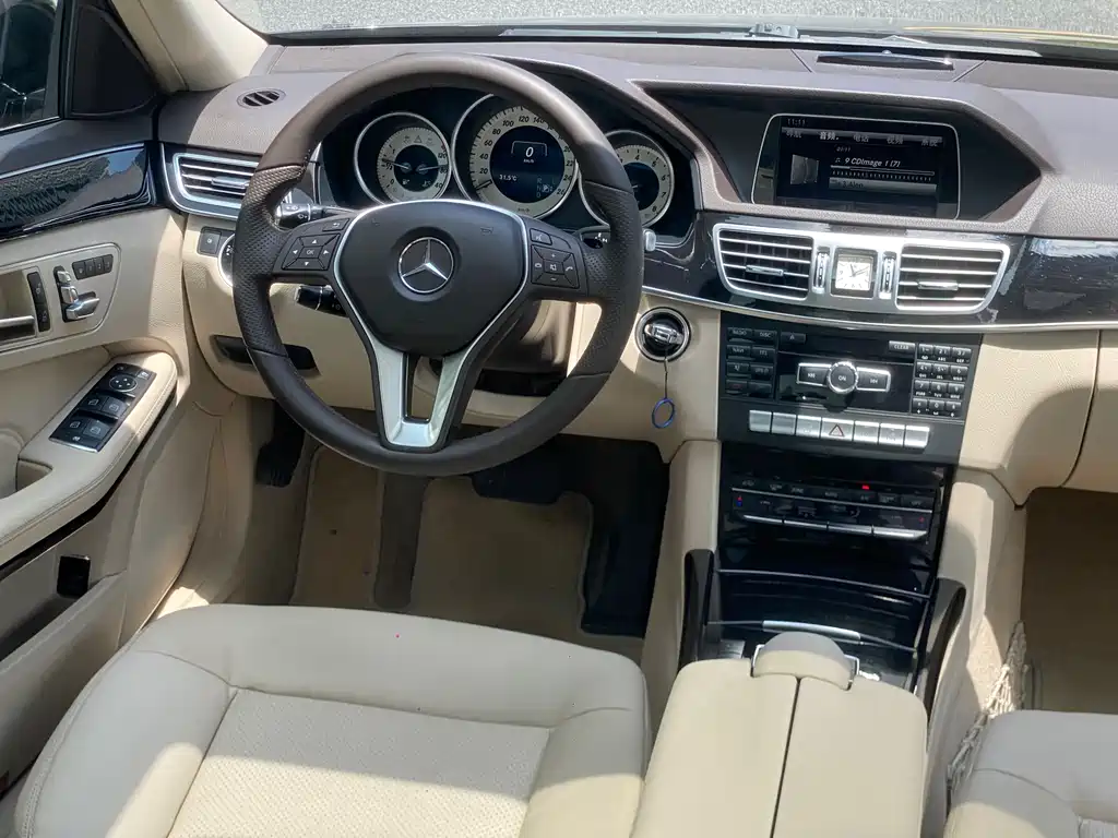 Mercedes-Benz E-Class 2014 — фото 12