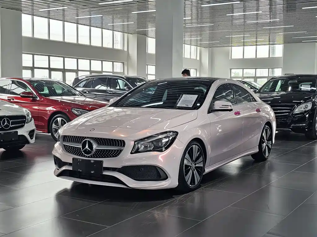 Mercedes-Benz CLA 2016