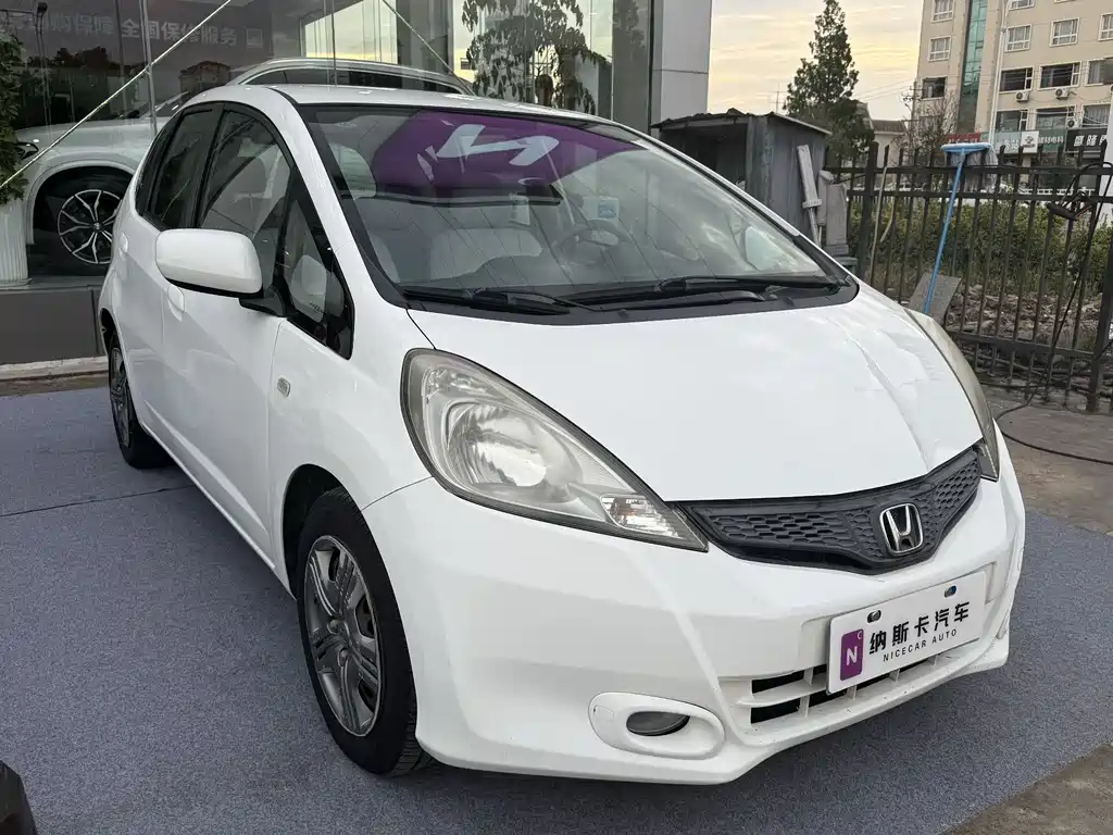 Honda Fit 2013 — фото 3