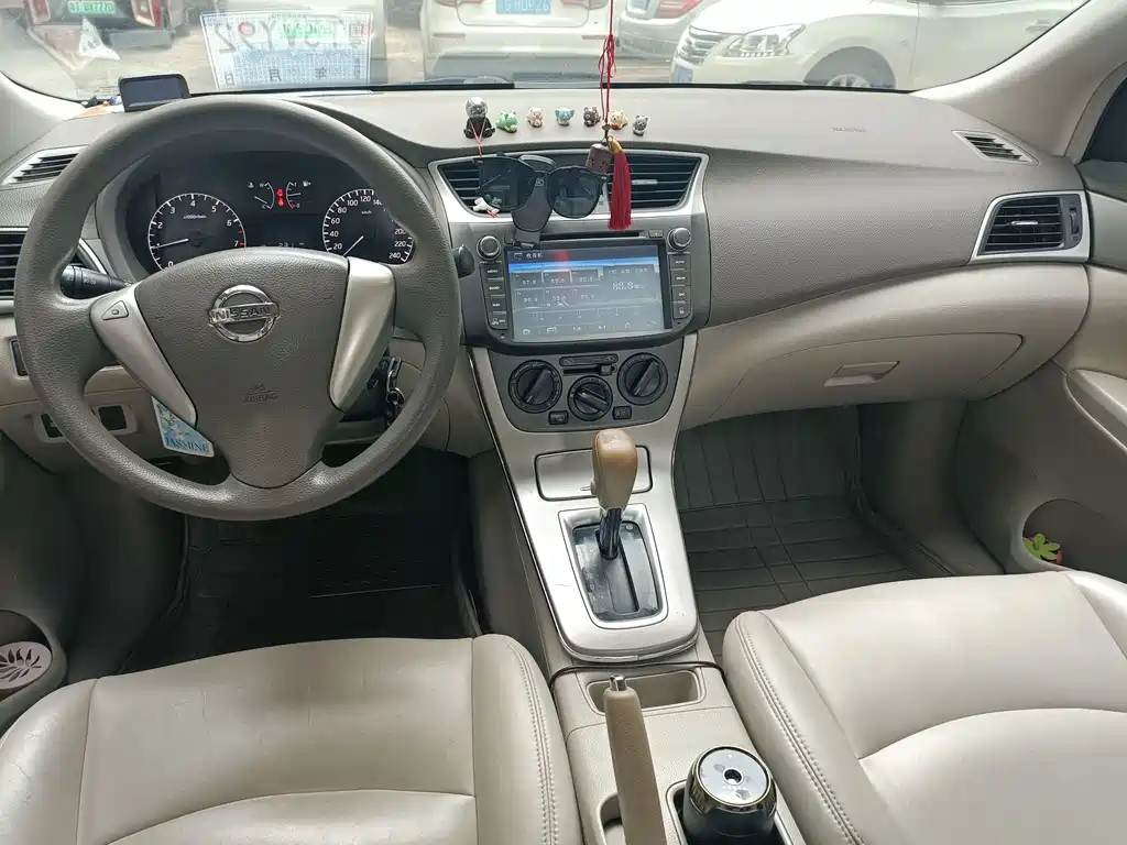 Nissan Sylphy 2013