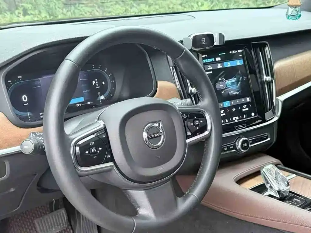 Volvo S90 2023 — фото 3