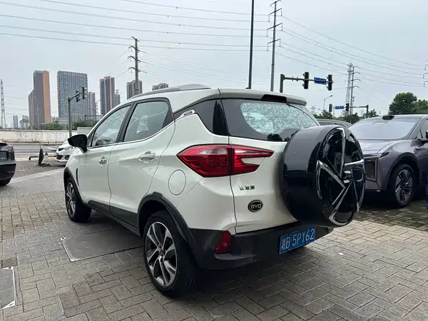 BYD Yuan 2016