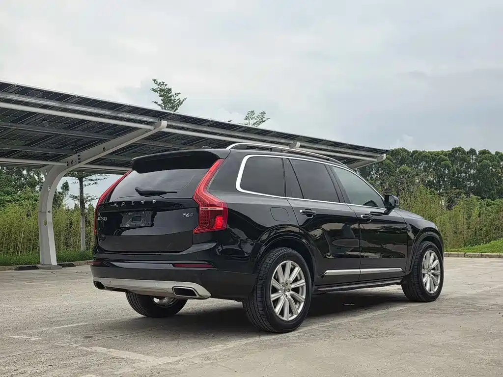 Volvo XC90 2018 — фото 5