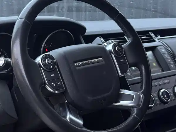 Land Rover Discovery 2017