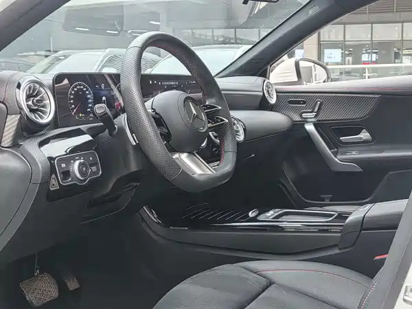Mercedes-Benz A-Class 2025